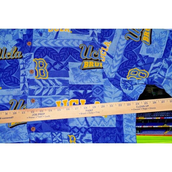 Reyn Spooner UCLA Bruins Hawaiian Shirt Men’s Large Blue 100% Rayon EUC - Picture 12 of 15